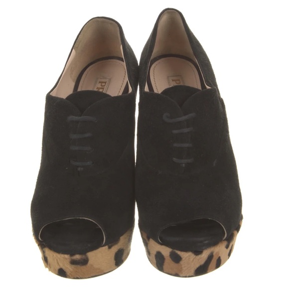 Authentic Prada suede leather pony’s hair black & leopard print lace up wedge - Picture 2 of 10